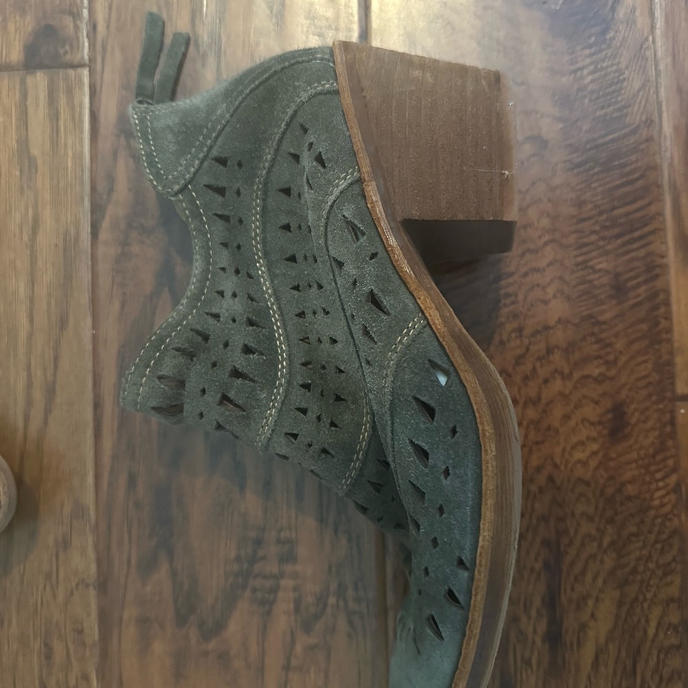 Sofft Green Ankle Booties with Textured Finish